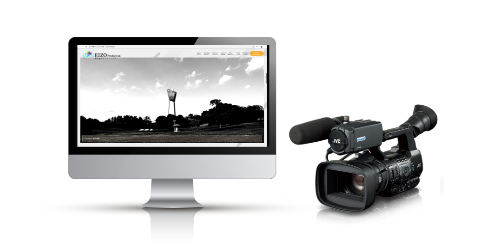 WEBを表示するPCとビデオカメラ